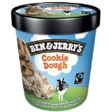 Ben & Jerry's oder Sundaein versch. Sorten SPAR 1 Becher