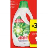 Ariel Voll-/Colorwasmittel HOFER 50 Waschgänge 1 Flasche