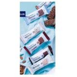 Foodspring Protein Riegel Extra Chocolate versch. Sorten HOFER 45 Gramm 1 Stück