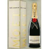 Moet & Chandon Brut Imperial Champagne im Geschenkkarton BILLA PLUS 0.75 Liter 1 Flasche