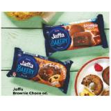 Jaffa Brownie Choco od. Donuts Triple Choco BILLA PLUS 1 Packung