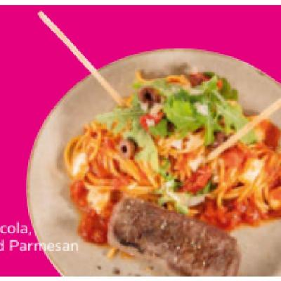 Spaghetti Napoli mit 150g Lady-Steak je 7€ mömax