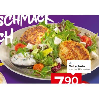 Salat mit Kaspressknödel je 7,90€ XXXLutz