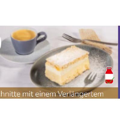 Cremeschnitte mit einem Verlängertem je 3.90€ XXXLutz